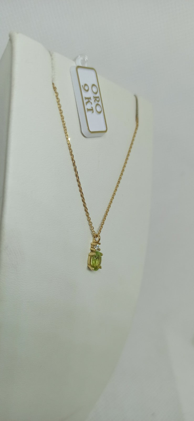 Collana punto luce in oro  giallo 9 Kt pietra verde ovale Collana Principessa