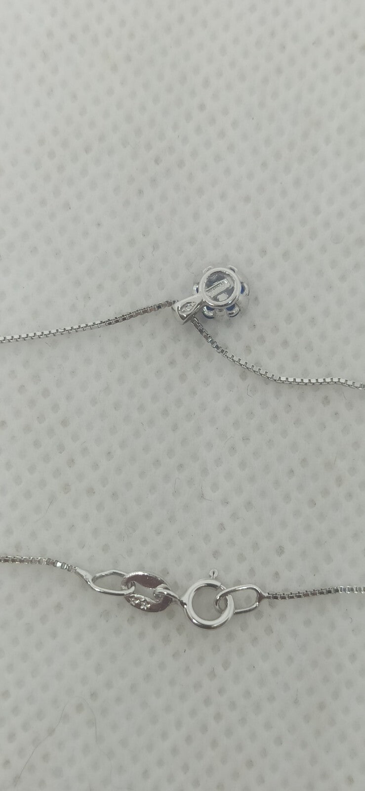 Collana Punto Luce Oro Bianco 18 Kt Con Pietre Bianche E Blu