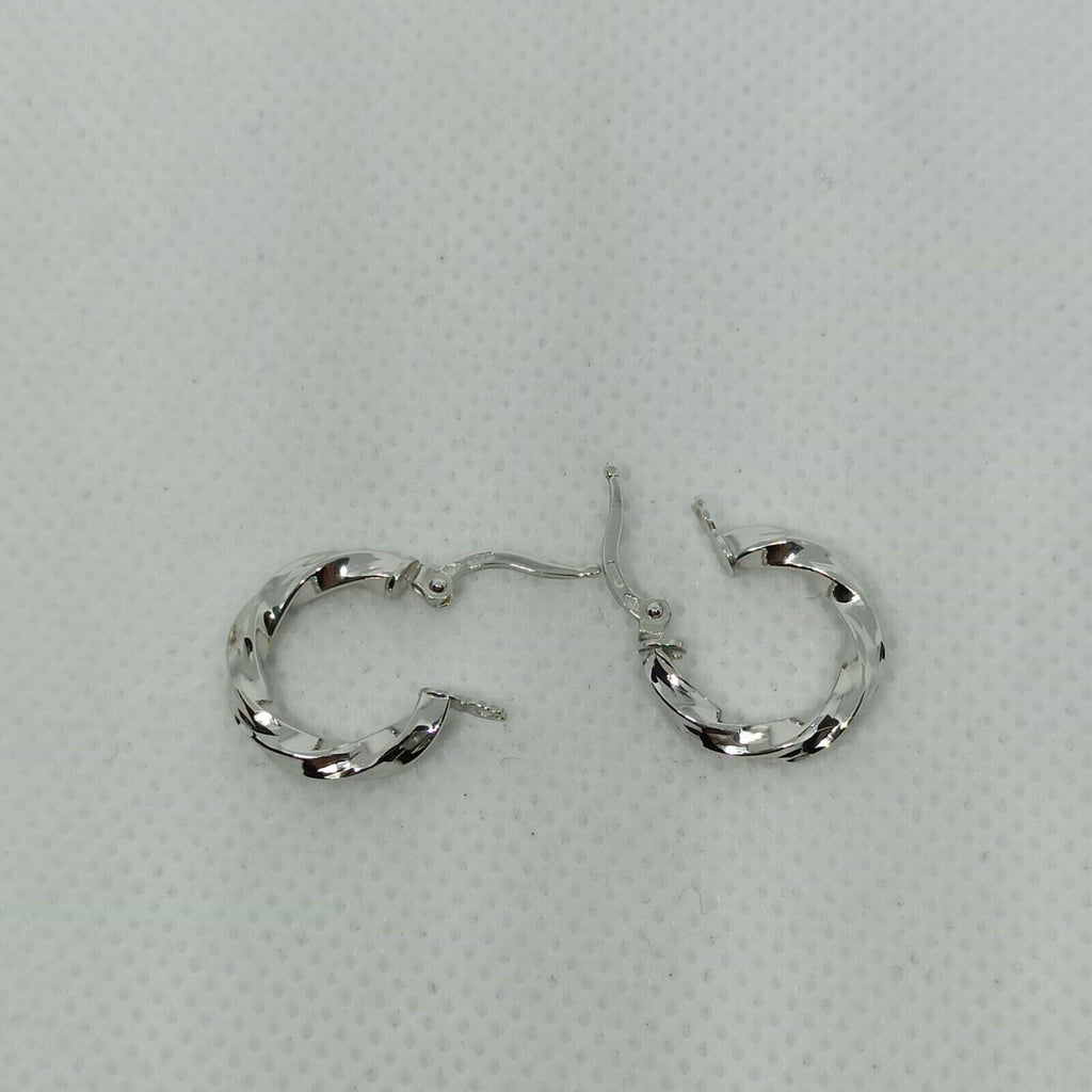 Orecchini a cerchi torchon in oro bianco lucido 18 kt diametro 15 millimetri