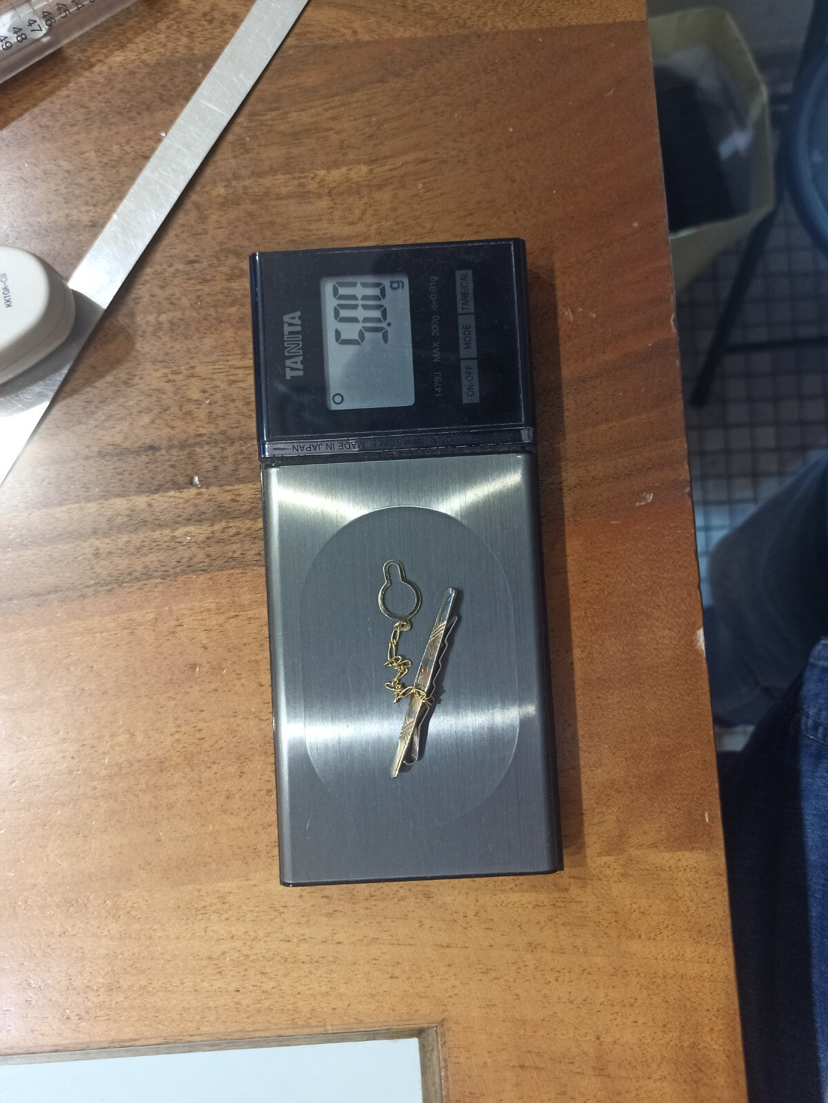 Fermacravatta usato in oro giallo rosa bianco satinato e lucido  18 kt grammi 5