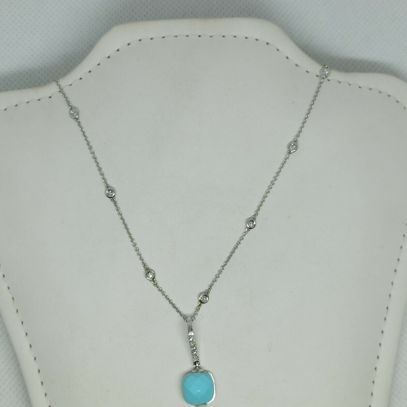 Collana punti luce oro bianco 18 kt pendente turchese diamanti marca Zoccai.
