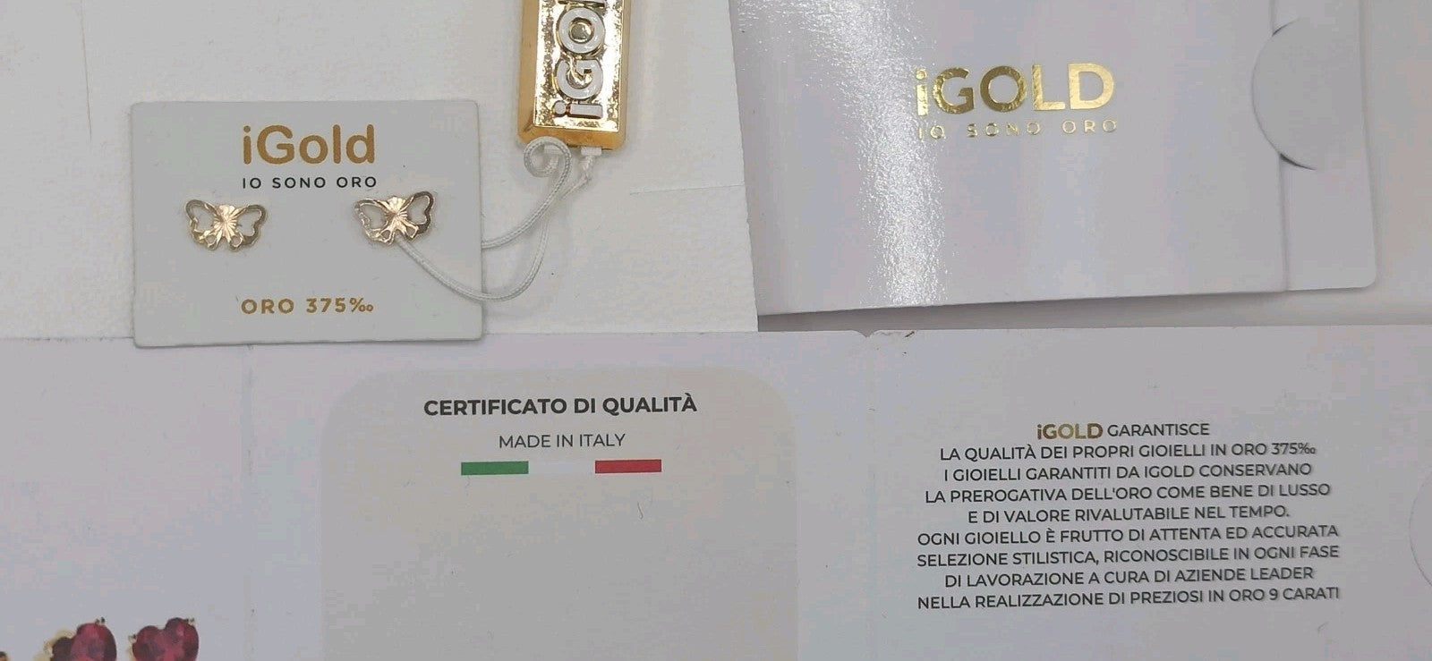 Orecchini in oro giallo 9 kt lucido ed inciso modello farfalla 
