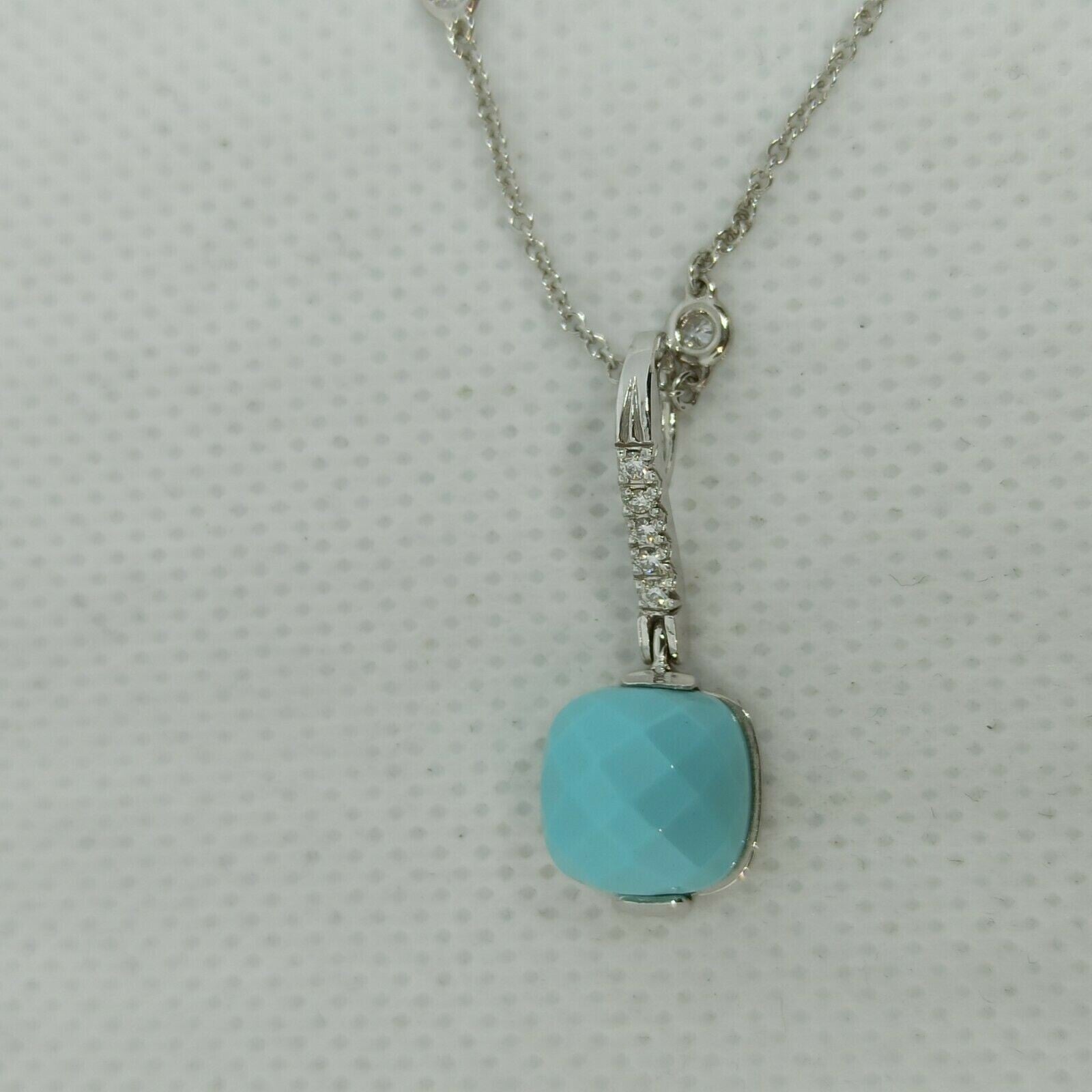 Collana punti luce oro bianco 18 kt pendente turchese diamanti marca Zoccai.