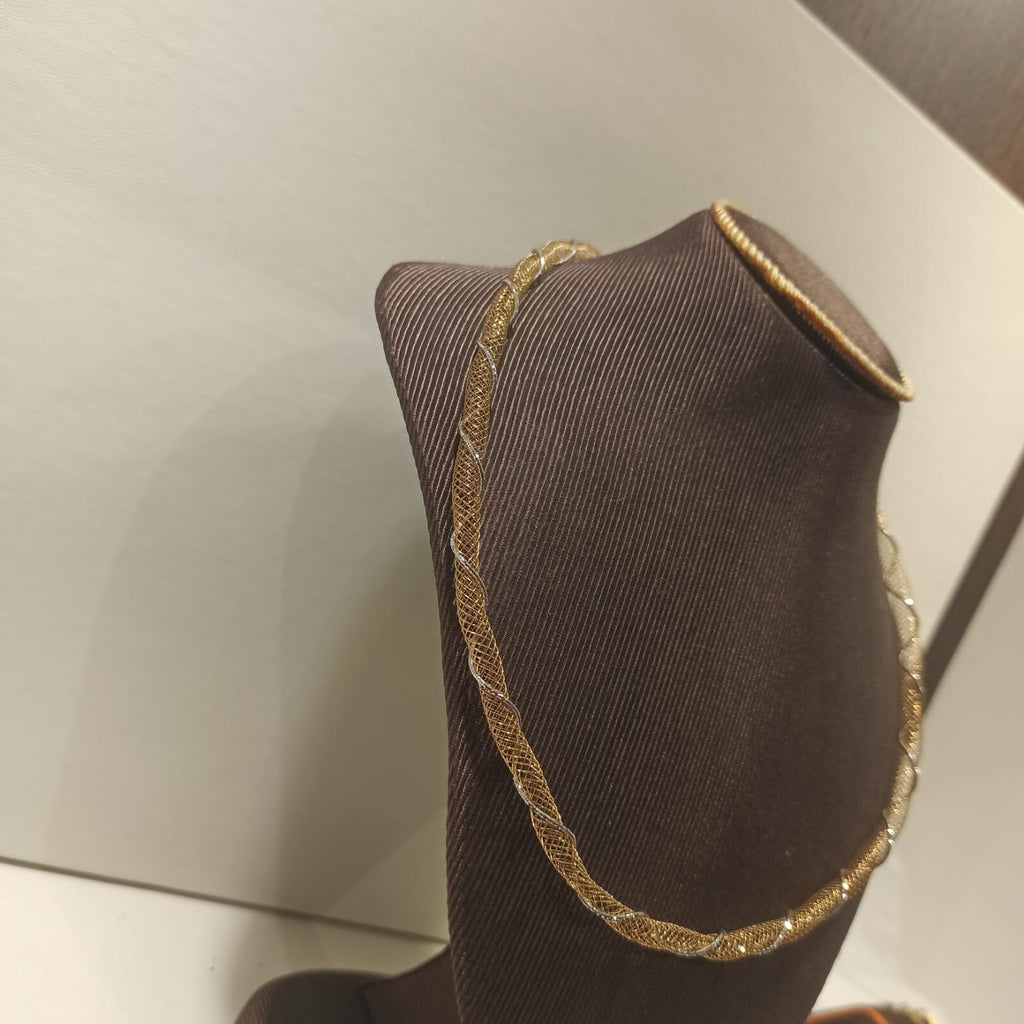 Collana Morbida Multifilo  Effetto Tessuto Oro Giallo e Bianco 18 kt  