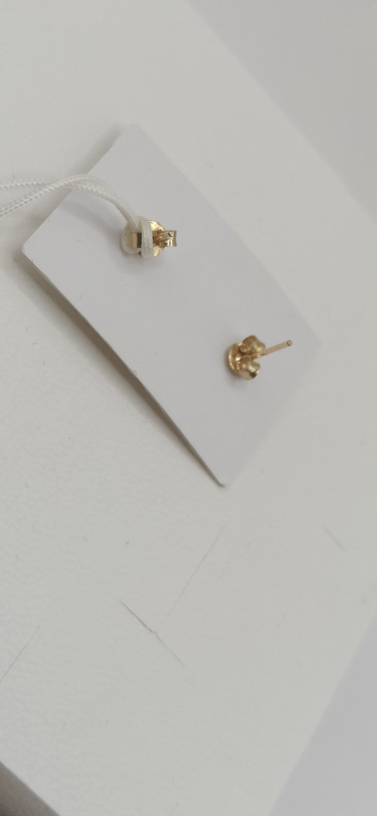 Orecchini in oro giallo 9 kt modello tartaruga con smalti. 