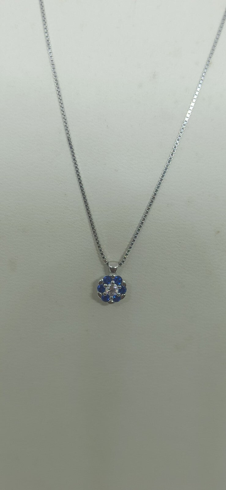 Collana Punto Luce Oro Bianco 18 Kt Con Pietre Bianche E Blu