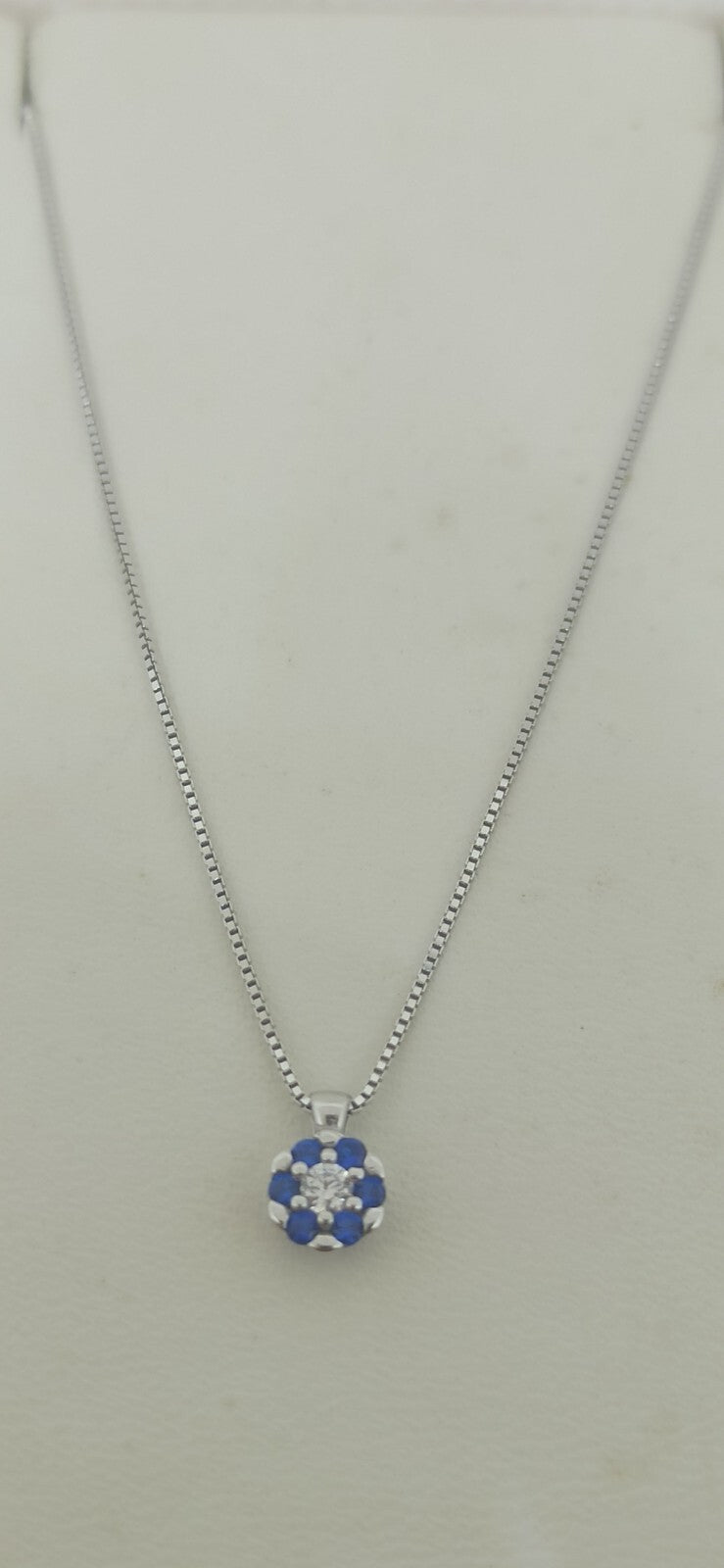 Collana Punto Luce Oro Bianco 18 Kt Con Pietre Bianche E Blu