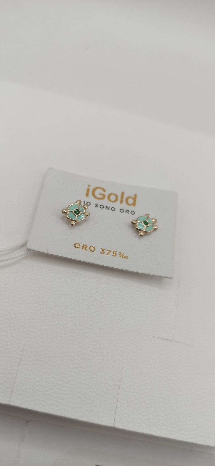 Orecchini in oro giallo 9 kt modello tartaruga con smalti. 