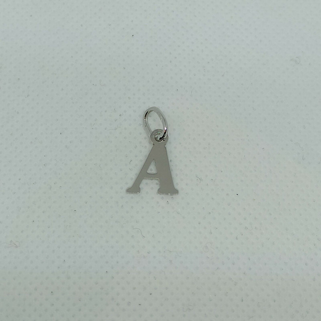 Lettera A iniziale carattere stampatello pendente ciondolo in oro bianco 18 kt.