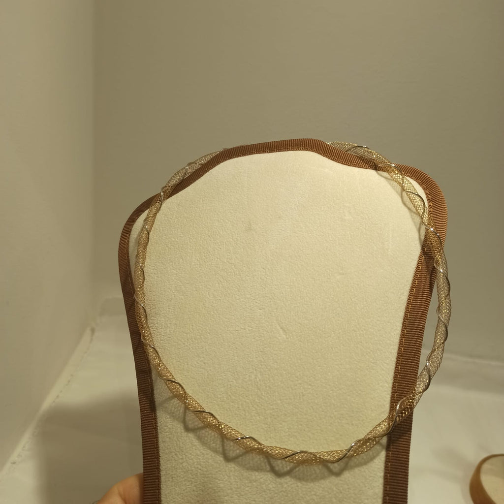 Collana Morbida Multifilo  Effetto Tessuto Oro Giallo e Bianco 18 kt  