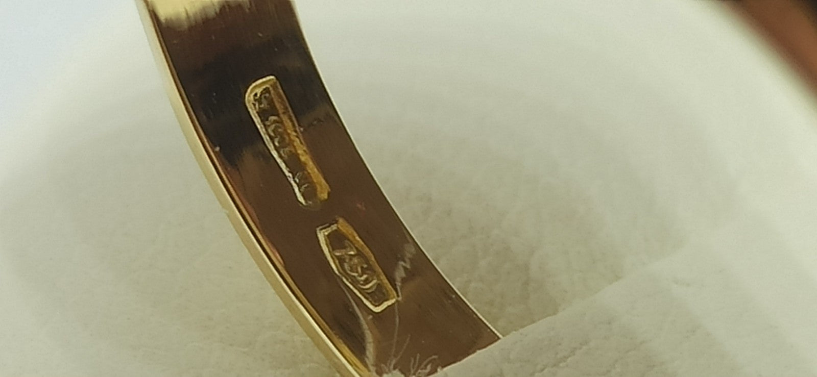 Anello Uomo  in Oro Giallo E Bianco 18 Kt 750/000